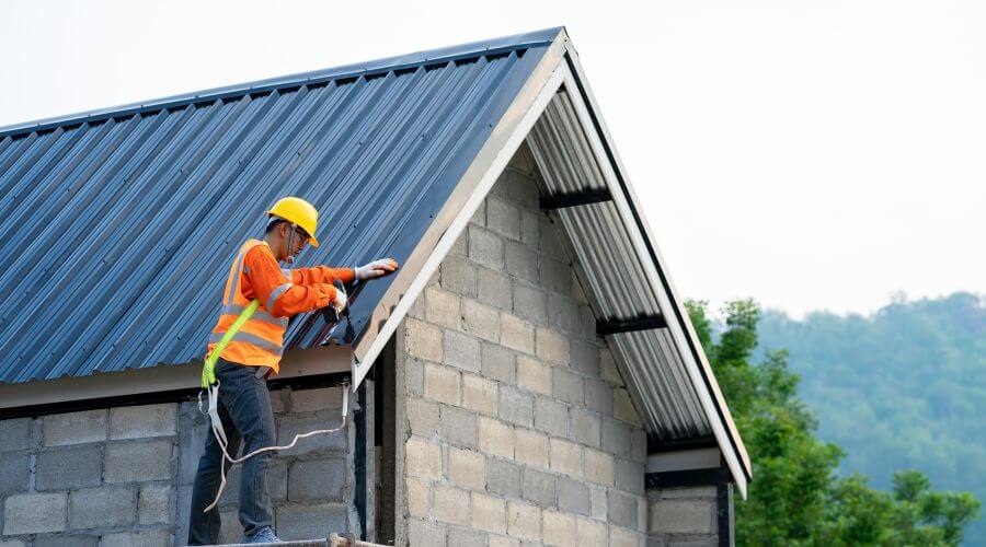 Expert flood damage restoration services in Fort Necessity, LA
